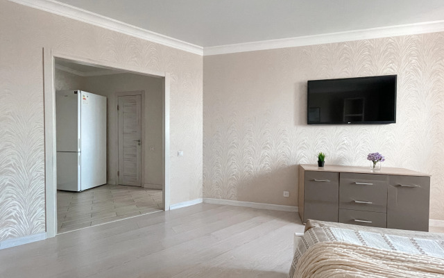 Green FOX s shikarnym vidom na reku Kutum Flat