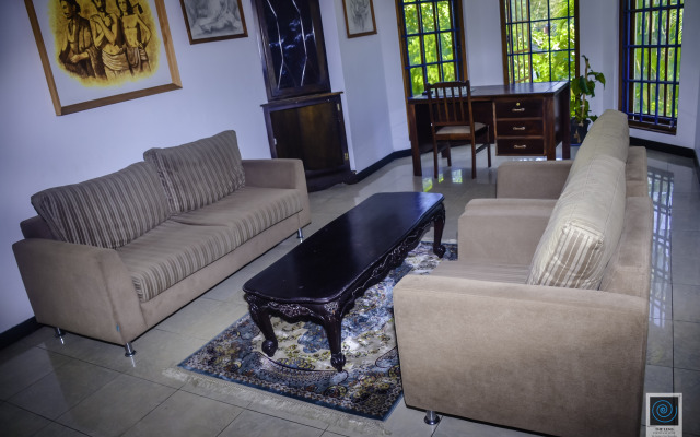 Kandy Green View Bungalow Guest House