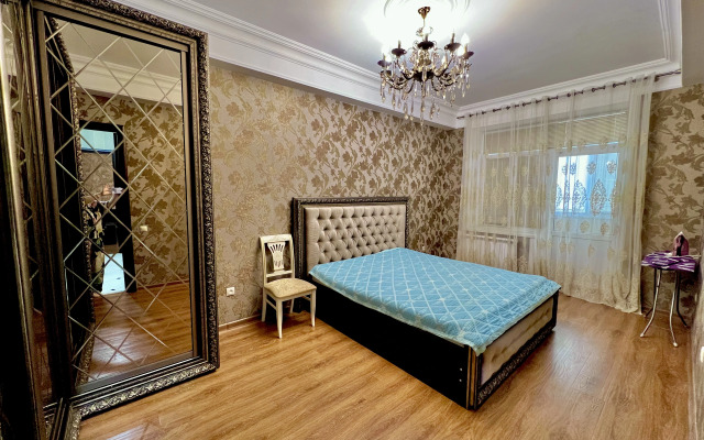 U Morya Khalilova 48b Flat