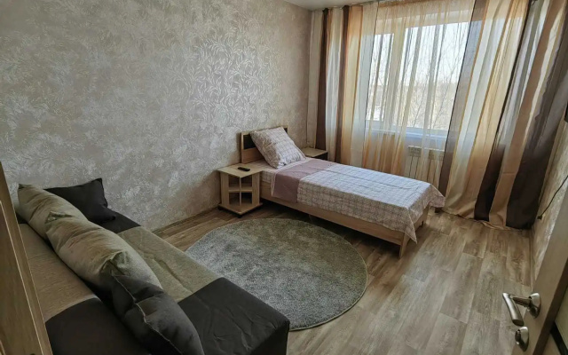 Квартира трехкомнатная на Союза Республик 26
