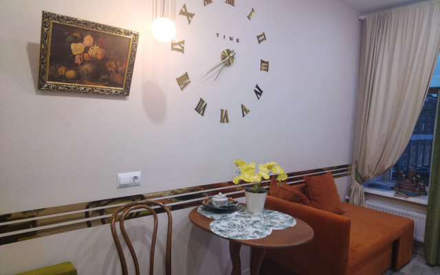 Studiya nedaleko ot Avrory Flat