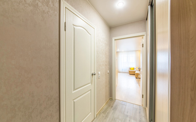 Квартира Spacious studio near the metro