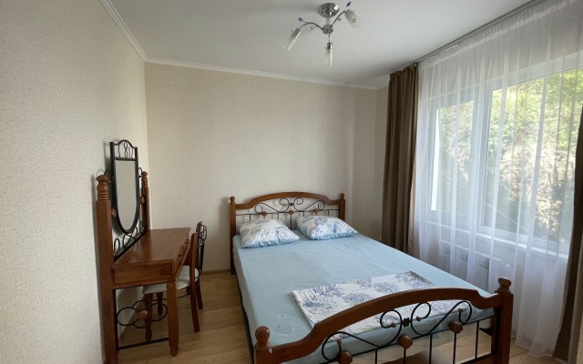 Elling Selena Guest House