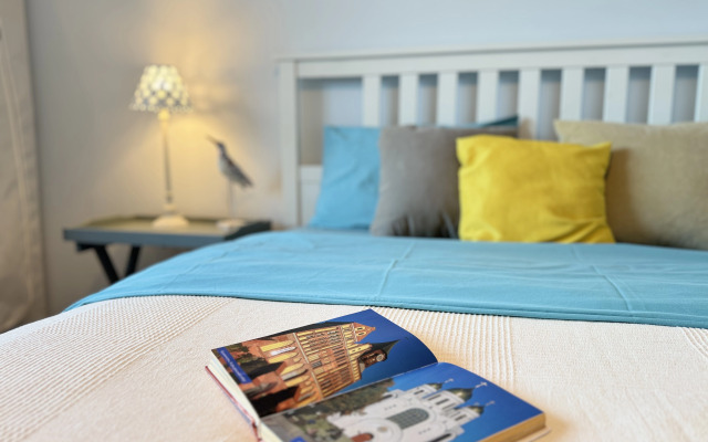 V Tsentre Lazurnaya Ptichka Flat