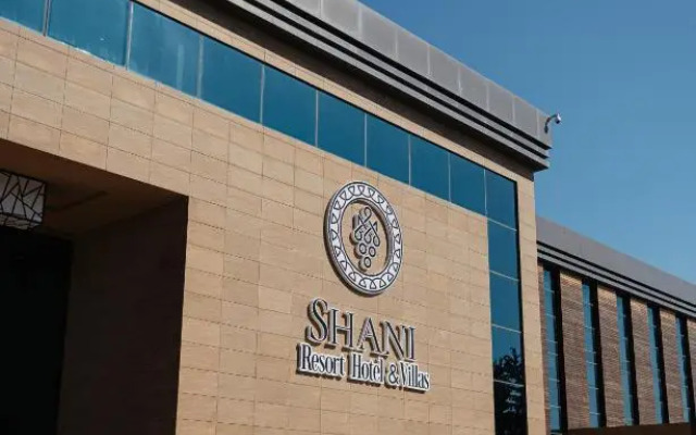 Shani Resort Hotel & Villas