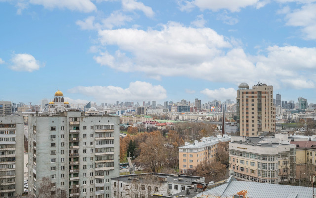 Квартира на набережной