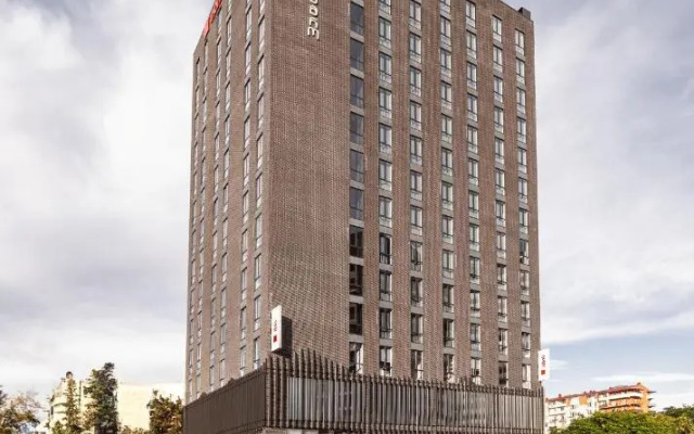 Ibis Tbilisi City Hotel - Brand New
