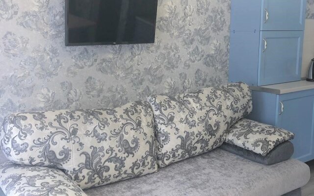 Na Nizhneimeretinskoy 143 Apartments 2