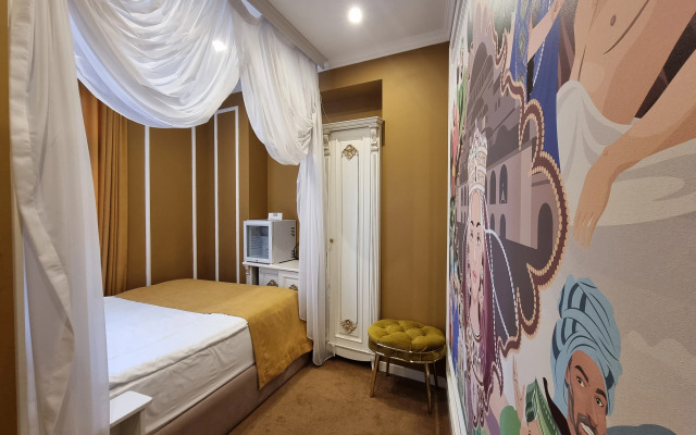 Seven Beauties Hotel
