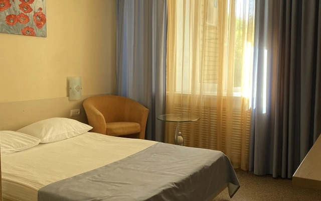 Eighth Sky Mini Hotel