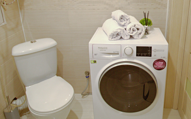 Uyutnaya Studiya Na Klenovoy Apartments