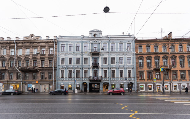 Апартаменты с Парковкой в Самом Центре Санкт-Петербурга