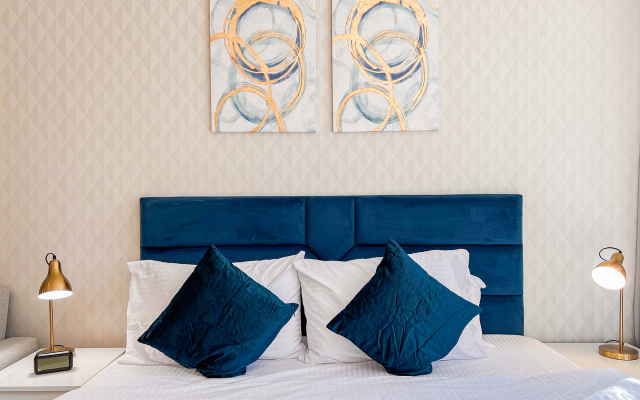 Cosmos Living Elegant Studio Near Dubai Marina Apartments