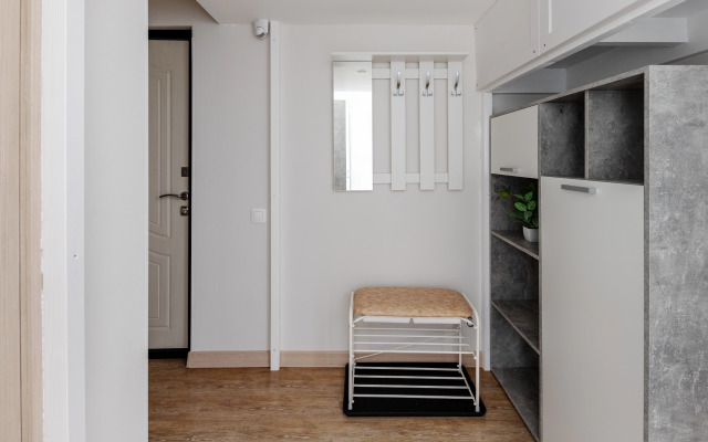 Dvuhurovnevaya S Parkovkoj V Tsentre Flat