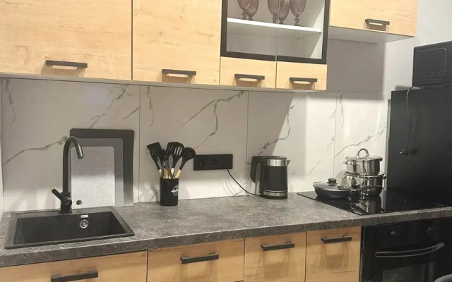 Апартаменты Студия с Евроремонтом на Третьей Просеке 94Г