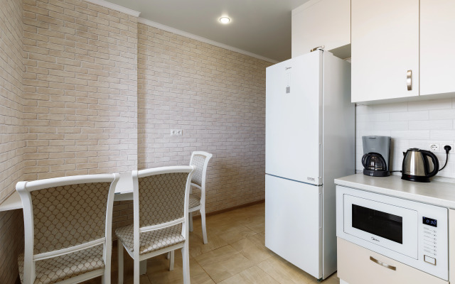 Uyutnaya dvukhkomnatnaya kvartira v Batayske Flat