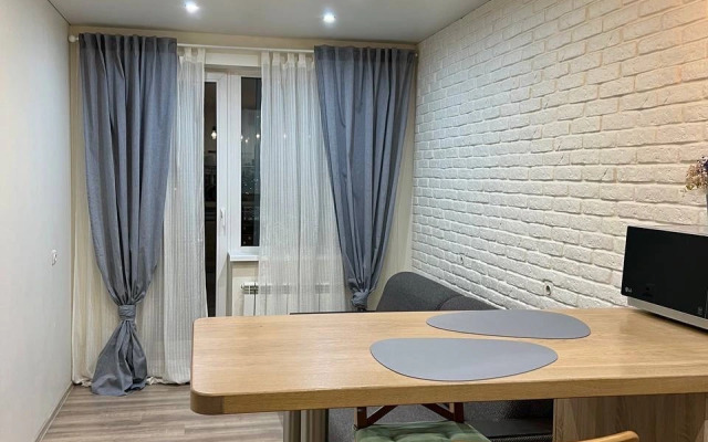 Stilnye apartamenty Klas Home Yasny Bereg Flat