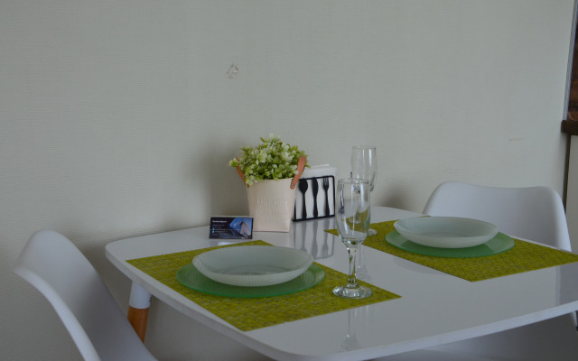 Апартаменты с сезонным бассейном на закрытой территории