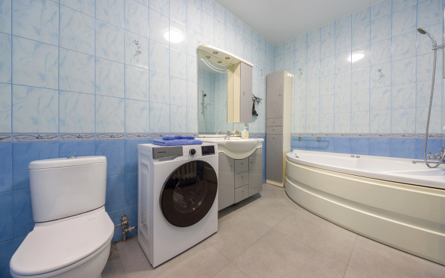 S Basseynom I Hammamom Private House