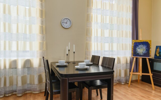 Апартаменты у Эрмитажа 3 спальни 2 сан.узла 8 гостей