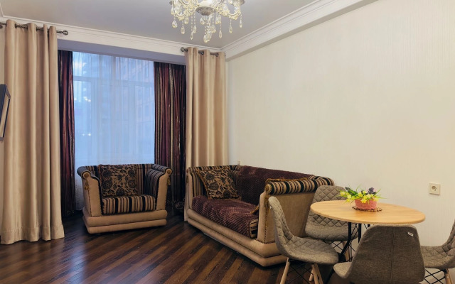 Апартаменты на ул. Гапцахская 8