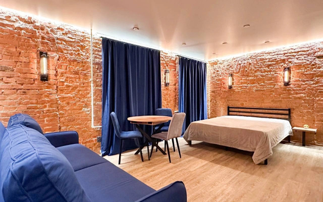 U Fontanki S Parkovkoy Flat