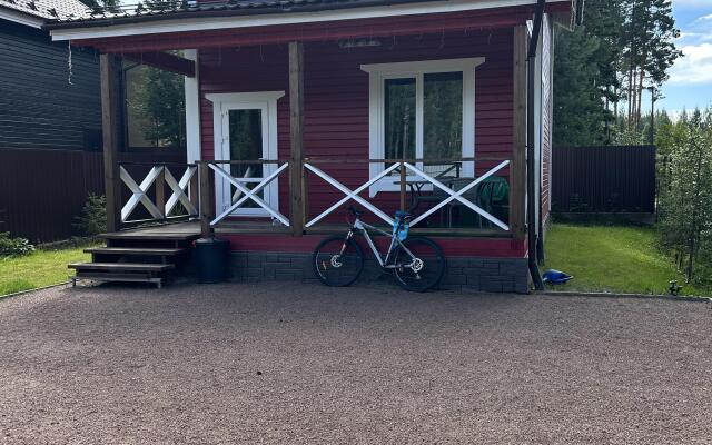 Частный дом Брусничный Коттедж с сауной