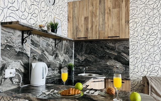 Апартаменты видовые на 14 этаже рядом ТРК Родник