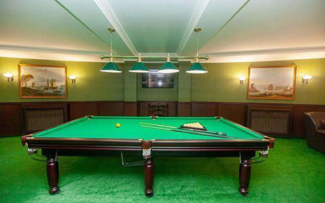 Sem Admiralov Hotel