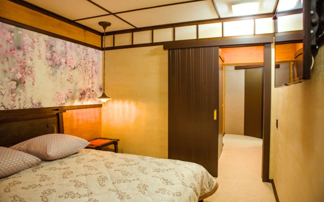 Yaponiya Apartments