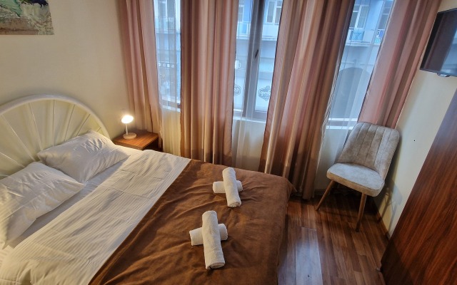 Karakum Batumi Mini-Otel