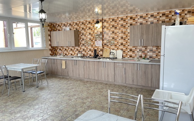 ANIKSI Guest House