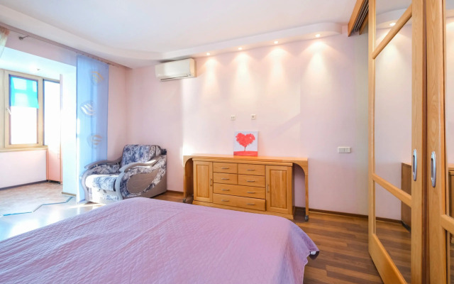 Kvartirka-Nsk Na Prospekte Marksa 26/4 Apartments