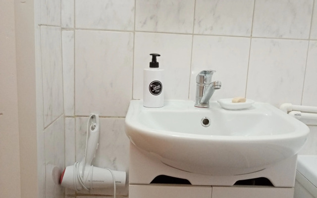 Komfortnaya Studiya V Chastnom Domovladenii Vozle Vokzalov Flat