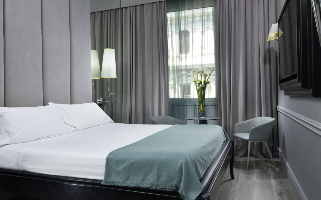 Leon's Place Hotel
