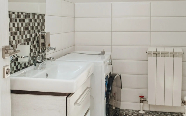 Частный дом на улице Кедровая 27