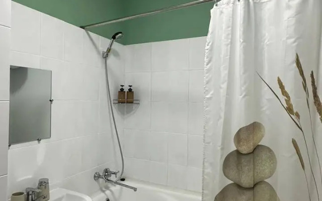 v Tsentre na Smolina Flat