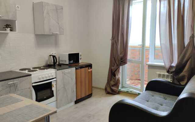 1 Kom V Novom Mk Kuzyminki Omsk Flat