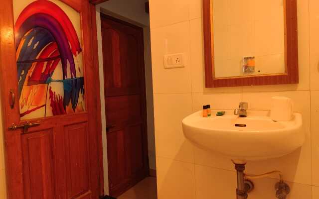 Baga Beach Myron Guest House