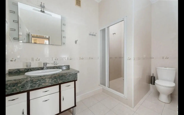Standartnye Dvukhmestnye S Balkonom 1/1 Apartment