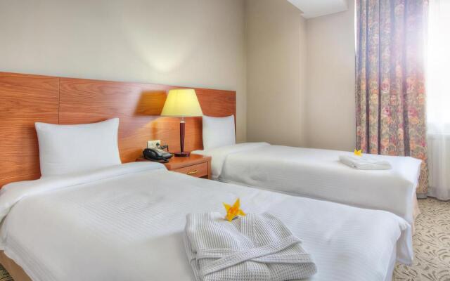 Iris Hotel
