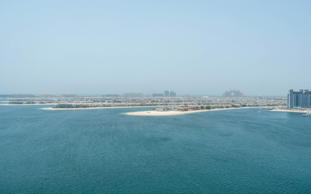 Keyrock Sea & Palm Views Apartments