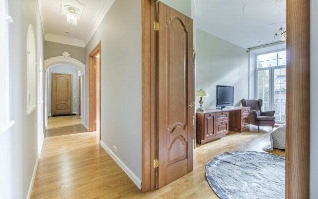 3 Spalni U Manezhnoy Ploschadi 8 gostei Apartments