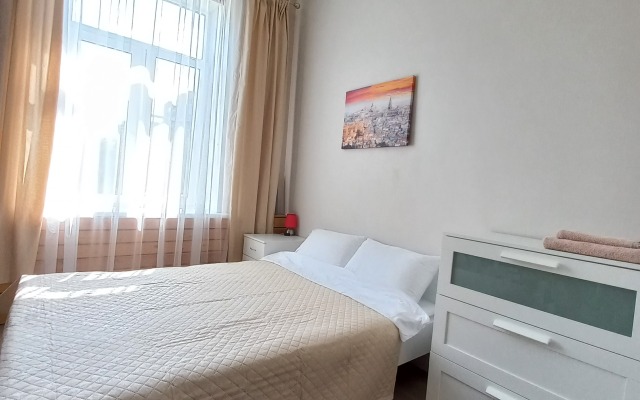 2 Vozle Metro Voykovskaya Apartments