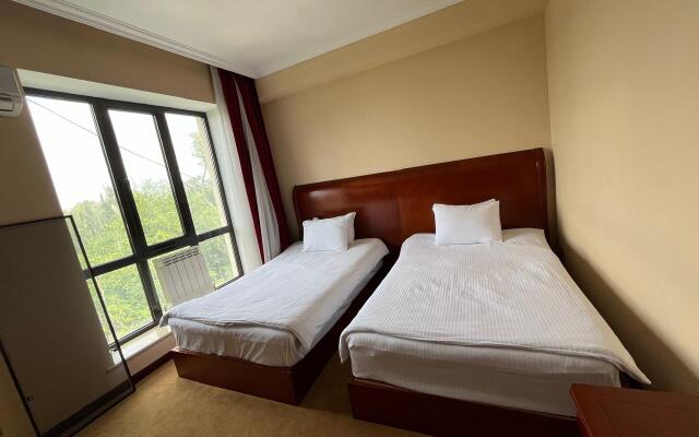 Hotel Luxurious