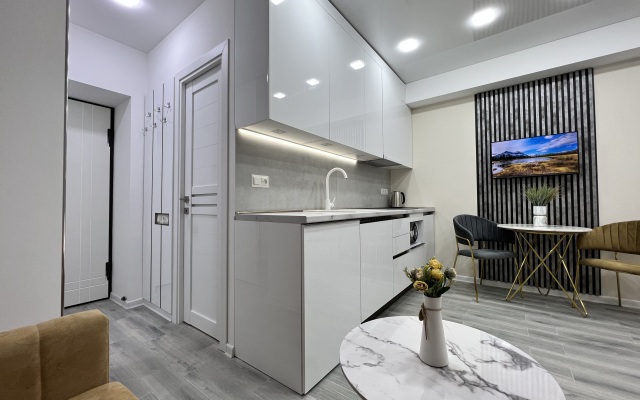 Stylish Apt City Center Saryan Apartments
