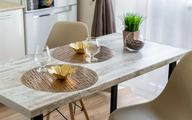 Apartamenty studiya s konditsionerom v novom zhilom komplekse Kristall Apartments