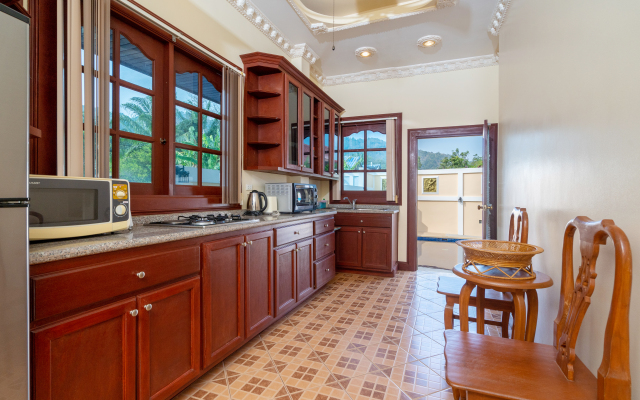 Spacious 3BR Family Villa with Private Pool Villa
