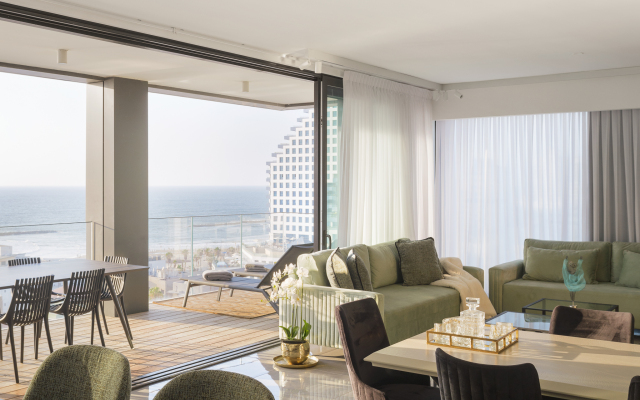 Luxury With Terrace & Sea View By Feelhome Apartments