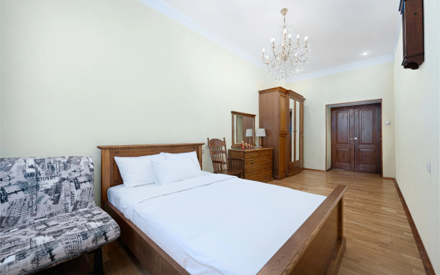 Квартира с видом на Спас На Крови